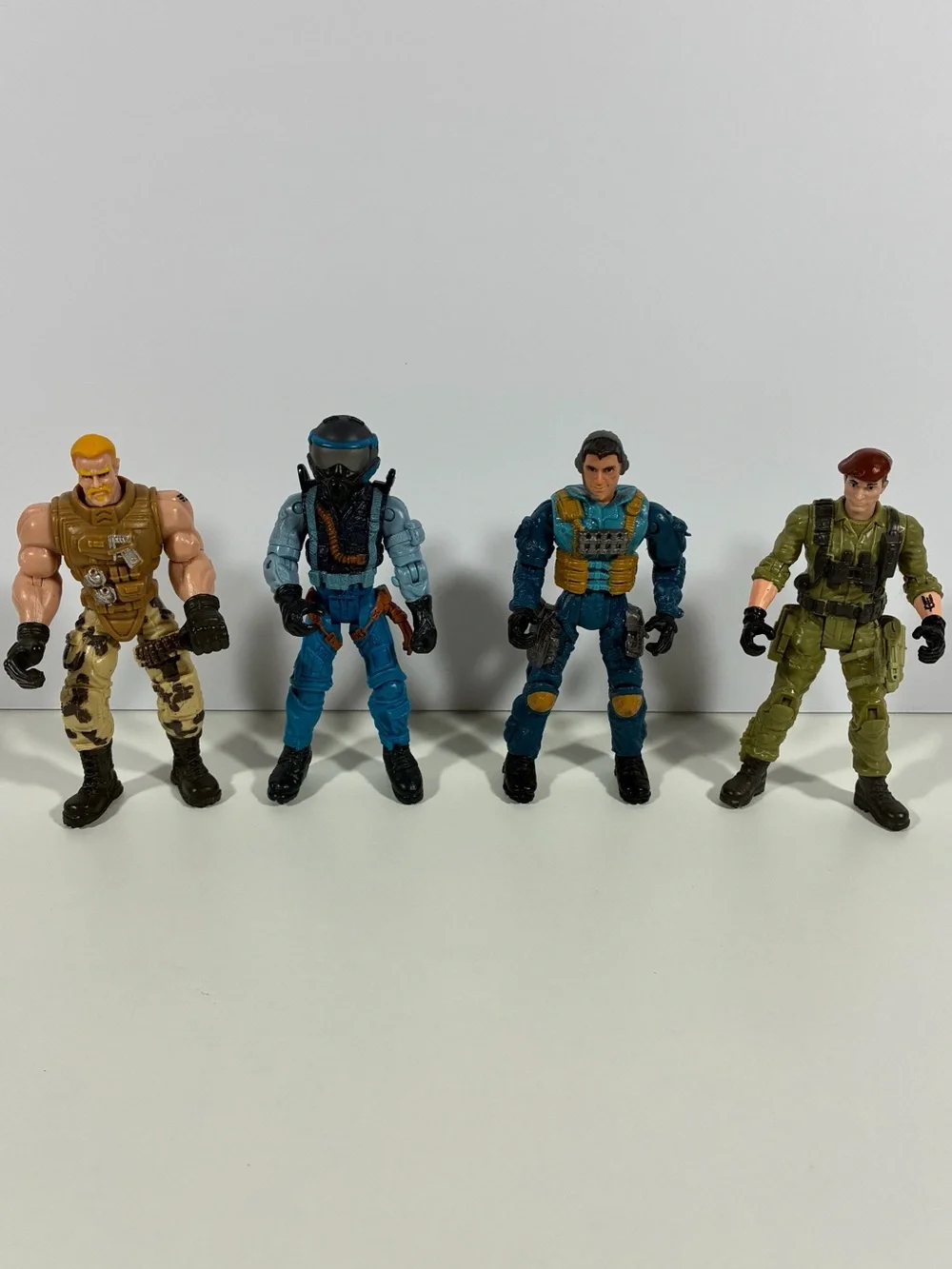 Vintage 2005 Lanard CORPS Military Soldier Action Figures Lot of 4 Scuba Soldier